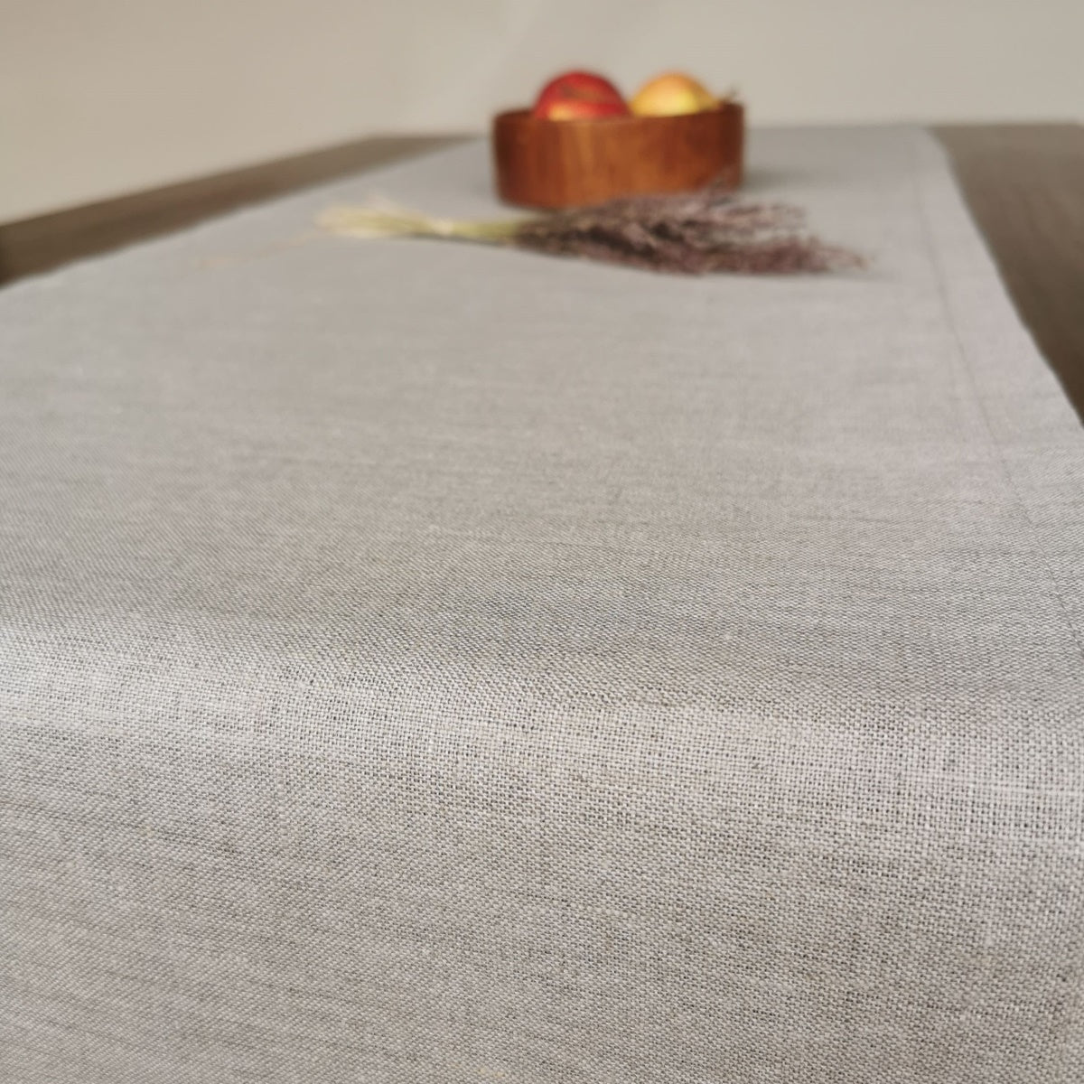 Makile Linen Table Runner